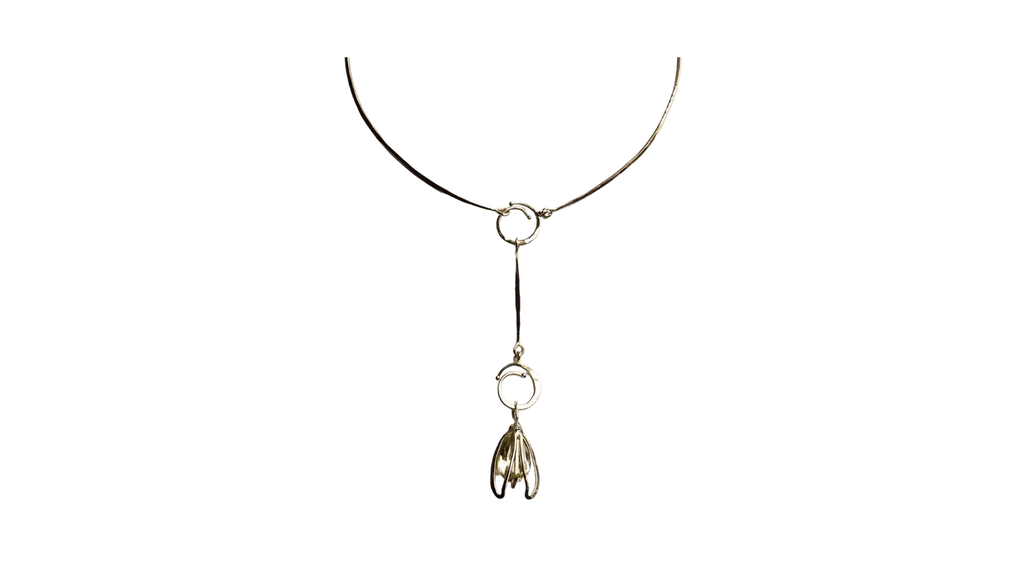 Tredel smidd halsring med förlängning i återvunnen ädelmetall