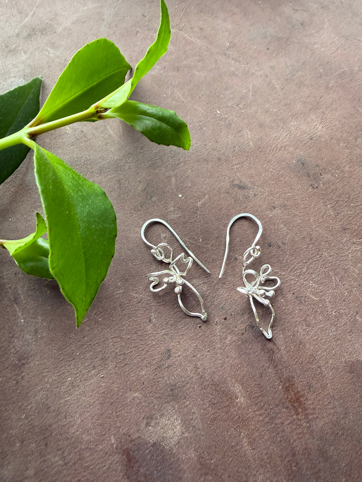 Månadsblommorna Hängande Örhängen silver – produktbild 30 av 31