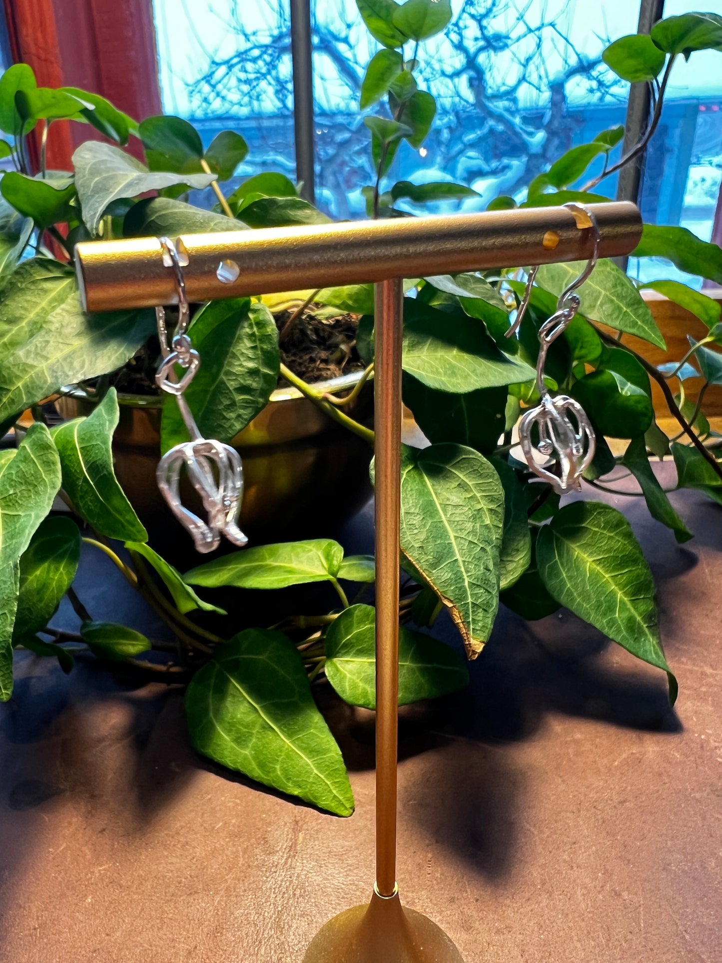 Månadsblommorna Hängande Örhängen silver