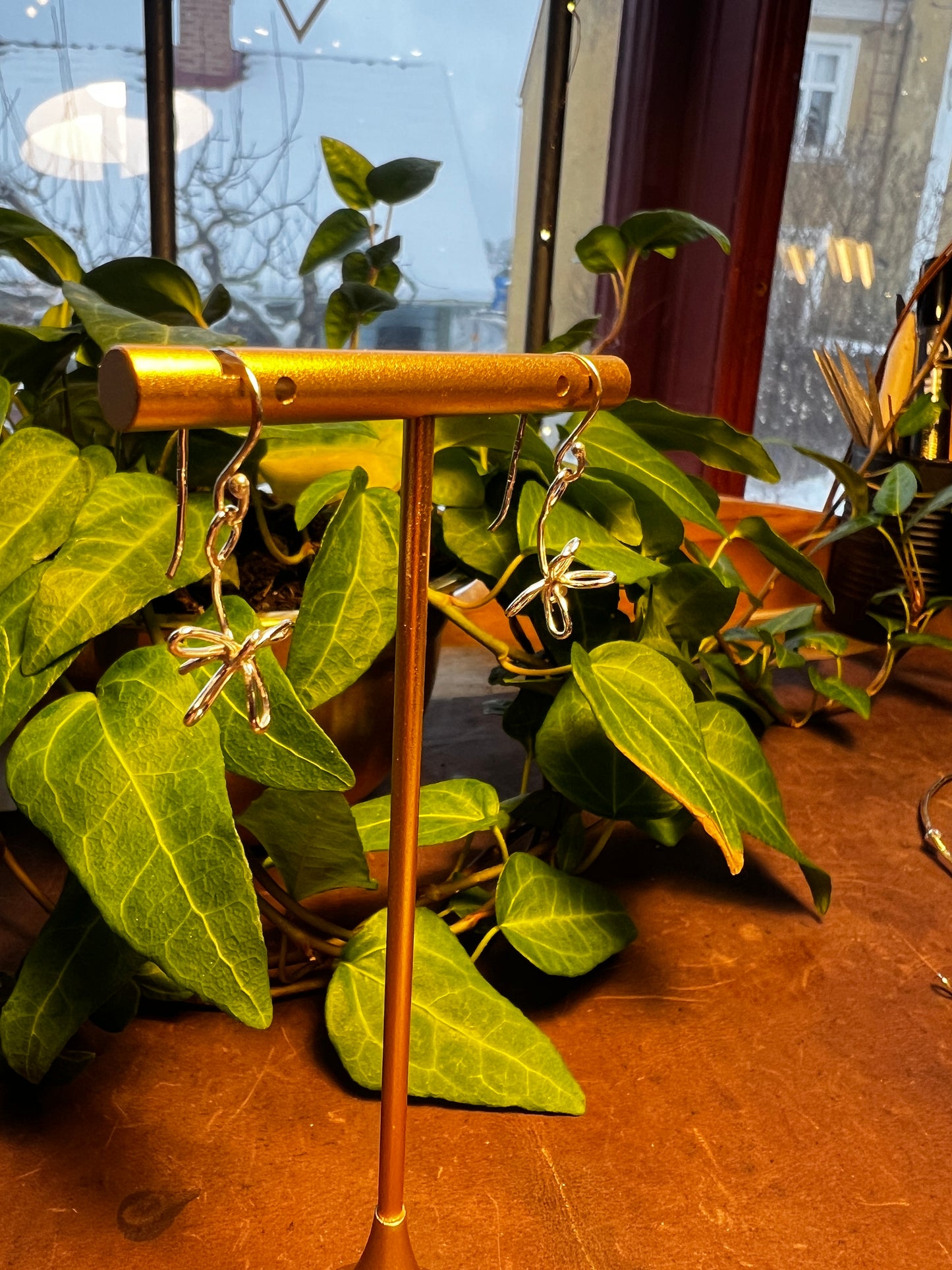 Månadsblommorna Hängande Örhängen silver