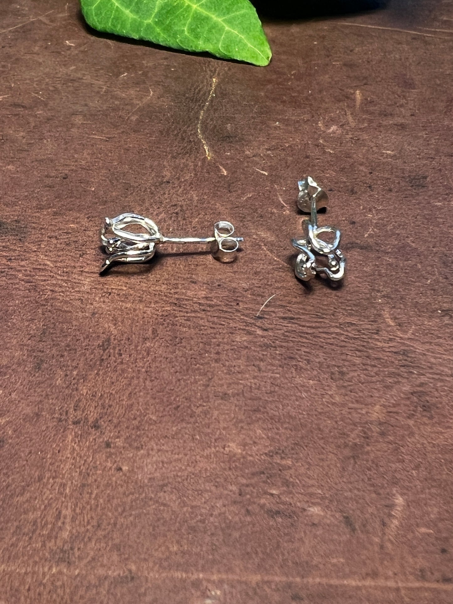 Månadsblommorna Örhängen Stift