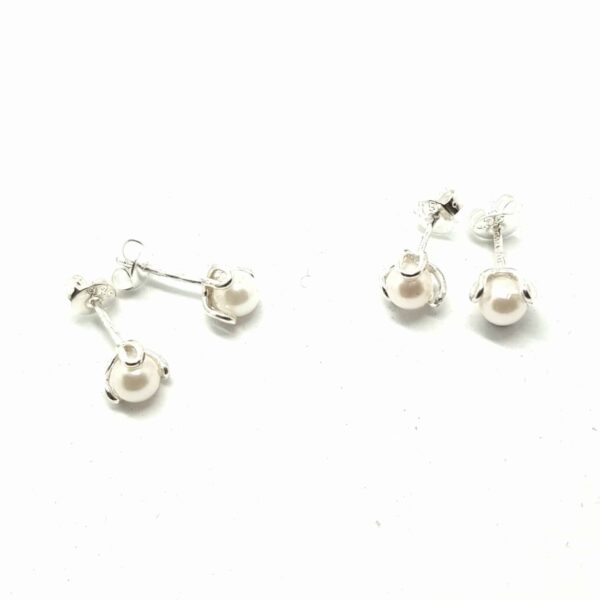 Trelöv earstuds