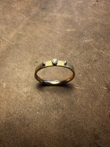 Ring i återvunnet 18k rödguld med coffee-färgad diamant - Bild 2