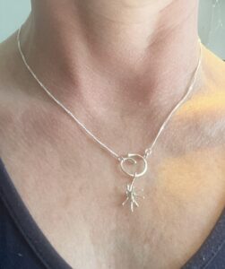 Månadsblomman November Halsband Silver - Bild 5