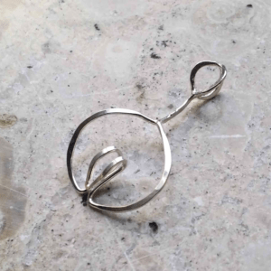 Månadsblomman Januari Halsband