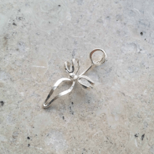 The Flower of July Necklace - Image 3