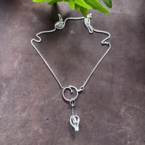 Månadsblomman April halsband silver